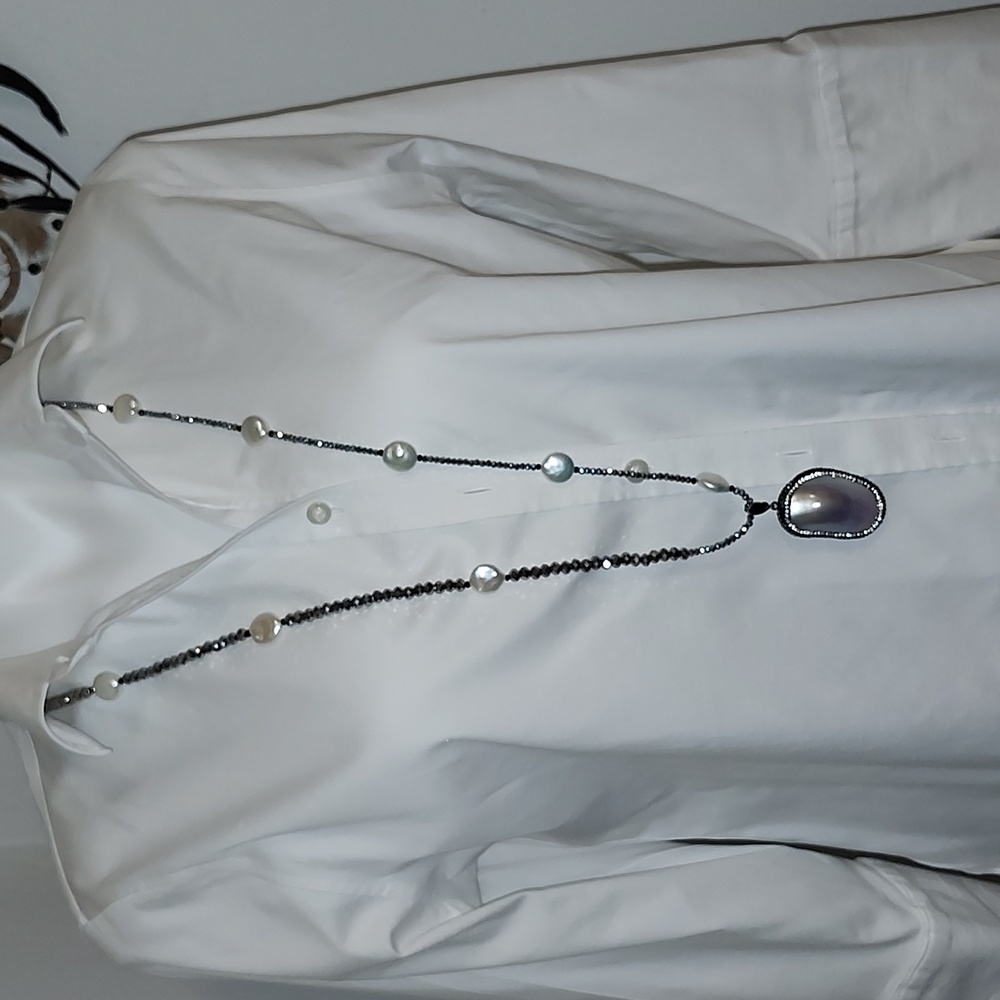 Long necklaces pearls